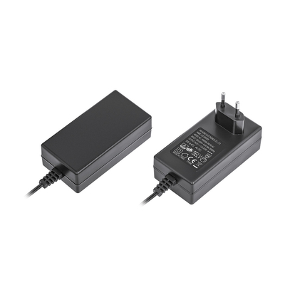 Αγορά Λευκό / Μαύρο Παγκόσμιο Pd Δύναμη 18w / 20w Για γρήγορη φόρτιση online manufacture
