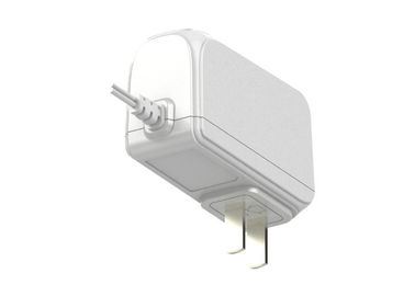 Καλή τιμή. ο τοίχος 24V 0.5A/12V 1.5A τοποθετεί τον προσαρμοστή δύναμης που ο άσπρος τοίχος τοποθετεί την παροχή ηλεκτρικού ρεύματος σε απευθείας σύνδεση