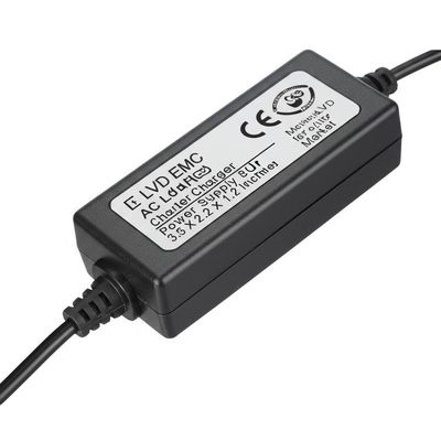 Καλή τιμή. CE GS Certified Universal AC Power Adapter 100-240V 3.5x2.2x1.2 Inches σε απευθείας σύνδεση